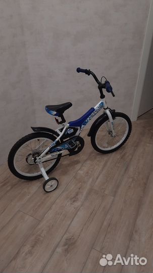 Детский велосипед четырехколесный stels