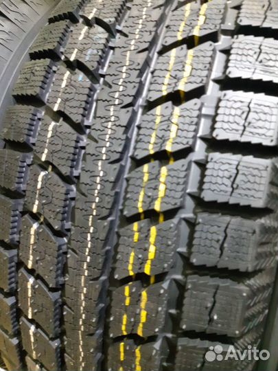 Toyo Observe GSi-5 225/55 R18