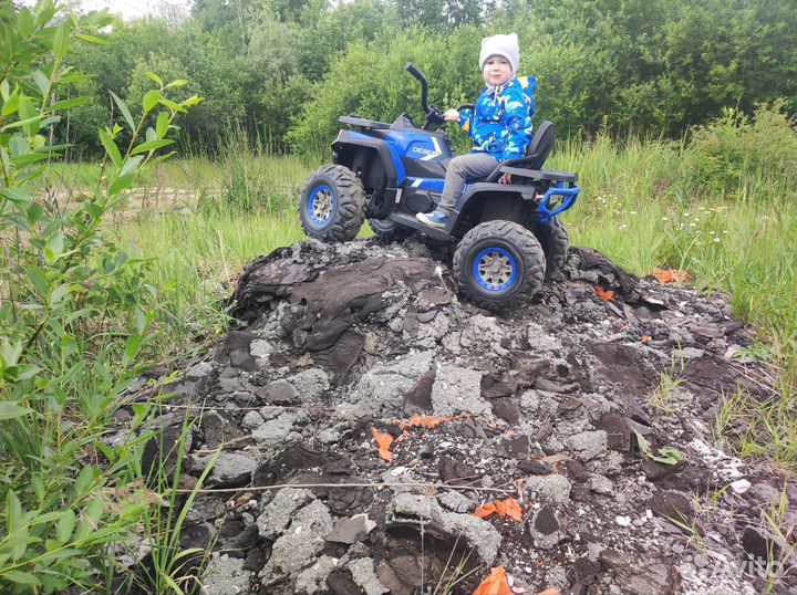 Квадроцикл детский электрический бу