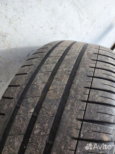 Michelin Pilot Sport 3 235/45 R18