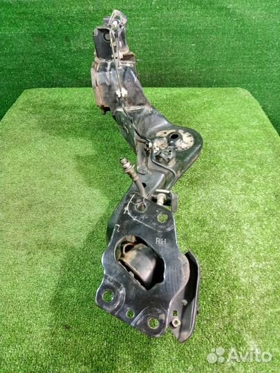 Рычаг подвески задний правый Nissan X-Trail NT31