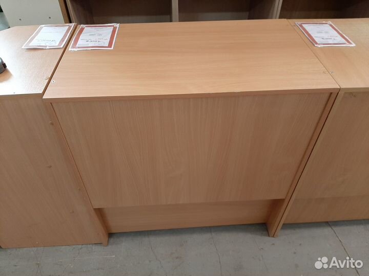 Прилавок глухой торговый