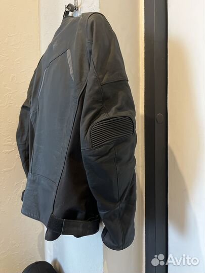 Мотокуртка кожаная 54 размера