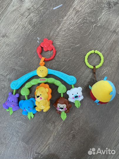 Игрушки детские fisher price на коврик/мобиль