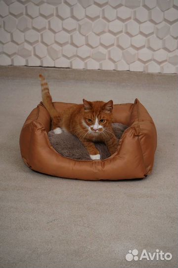 Лежанка для кошки / Когтеточка для кота