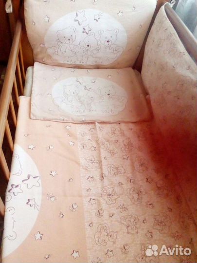 Детская кроватка