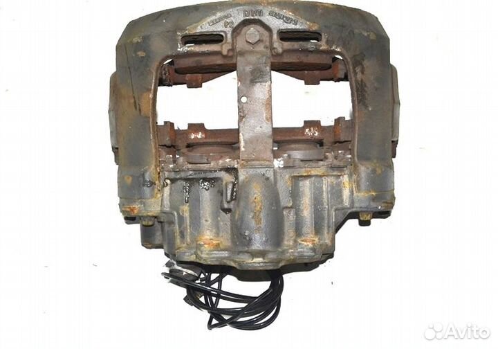 Суппорт вспомогательного моста, левый volvo FH (01