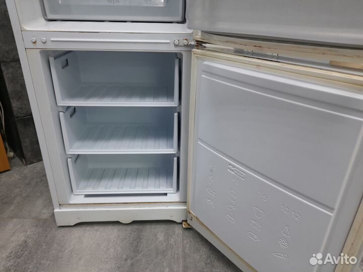 Холодильник Hotpoint Ariston rmbma1185.1FH