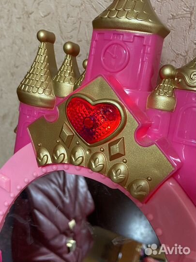 Детский туалетный столик