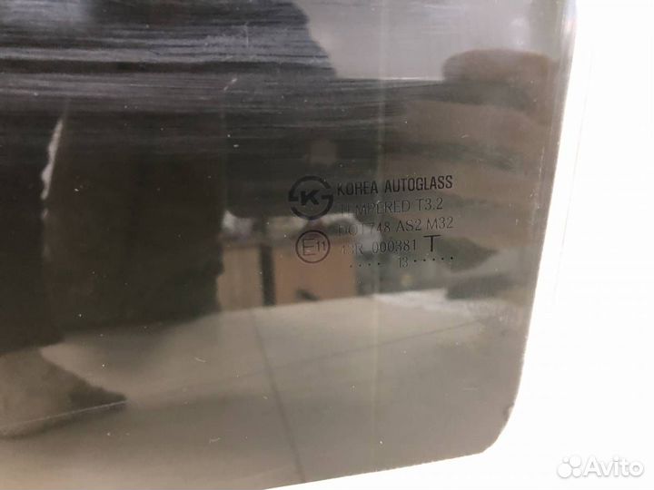 Стекло двери задней левой Hyundai Solaris 2010-201