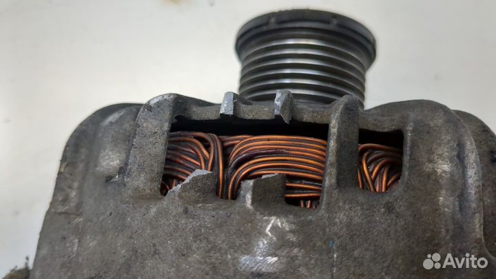 Генератор Opel Vivaro, 2007