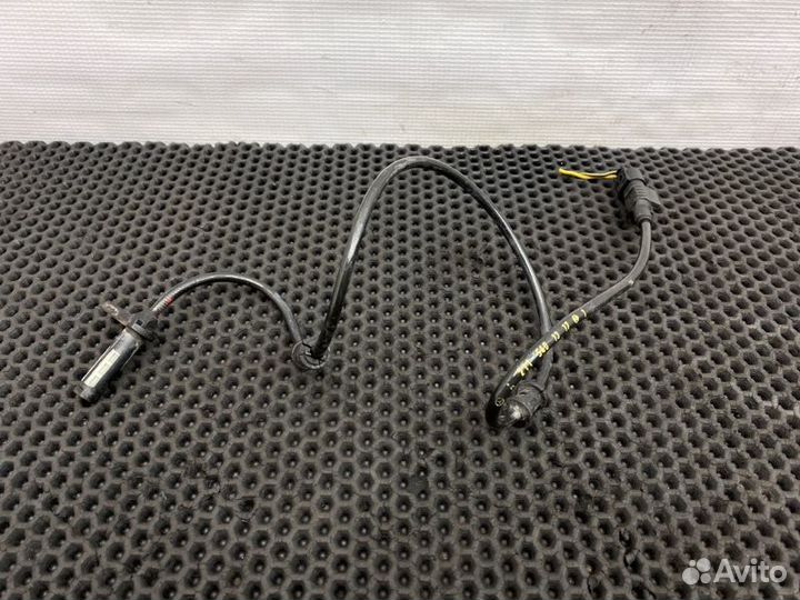 Датчик abs передний Mercedes-Benz E-Class W211