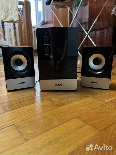 Сабвуфер с колонками