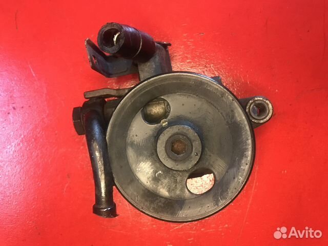 Насос гура Kia Sportage 2 G4GC 2.0