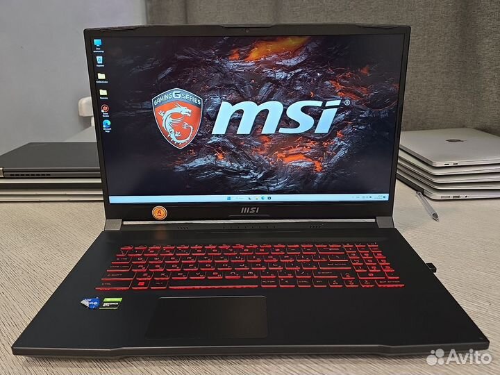 Игровой MSI 17 i5-11400H 12-ядер 8Gb/256SSD/6Gb