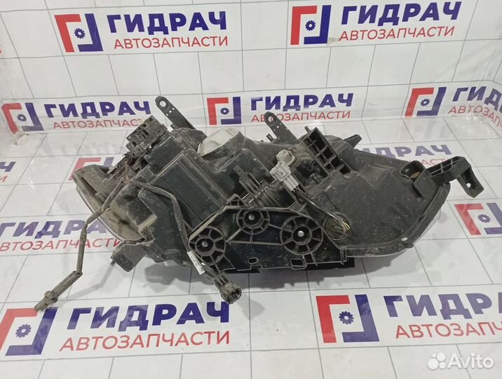 Фара левая Nissan Roque (T32) 26060-6FL0A