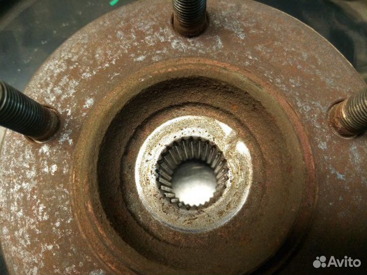 Ступица задняя левая Mitsubishi Outlander Xl CW4W