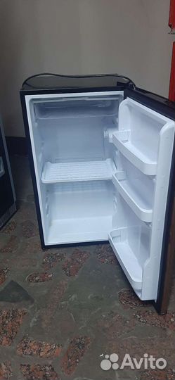 Холодильник бу dexp