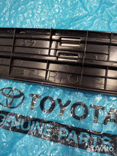 Накладка проема двери Camry 50 задняя правая NEW