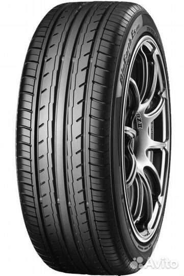 Yokohama BluEarth-ES ES32 215/60 R16 99V