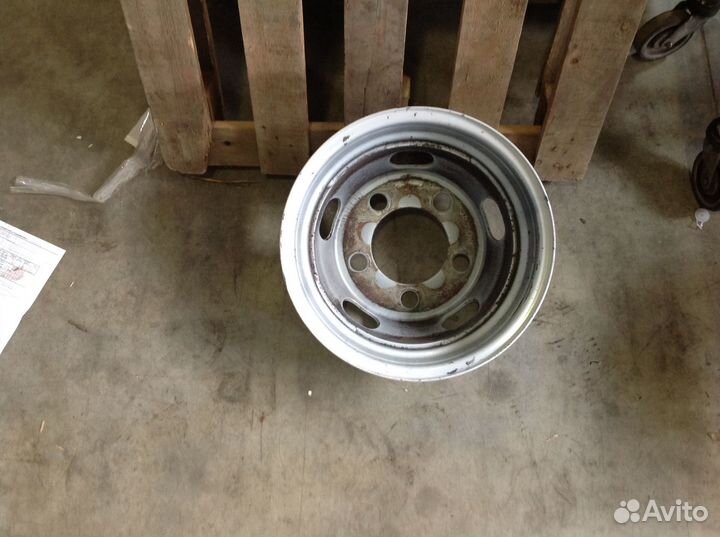 Диск Hyundai HD-35 T16х5 1/2J DOT