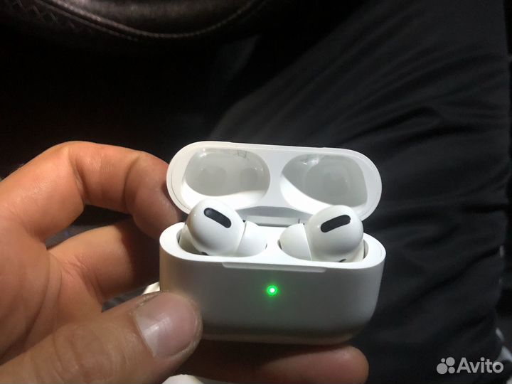 Apple airpods pro