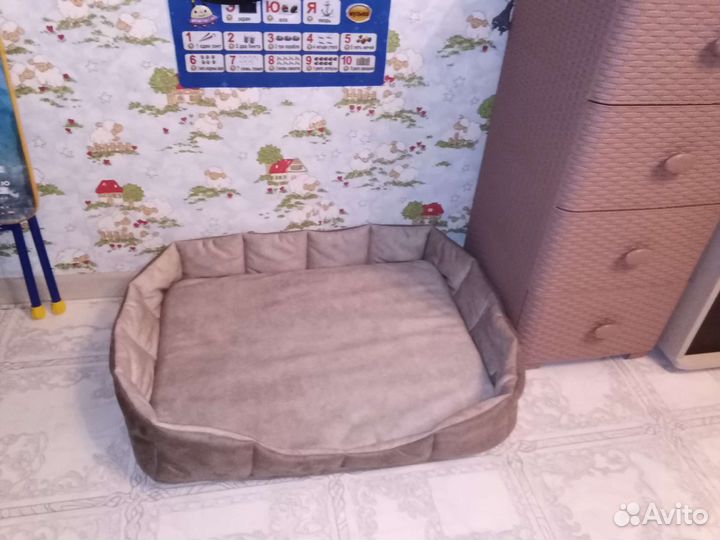 Лежанка для кошки и собаки