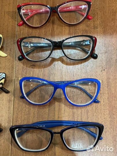 Очки с диоптриями: —3,5