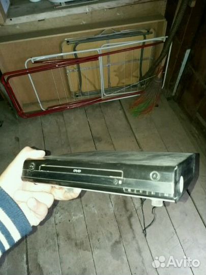 DVD проигрыватель supra