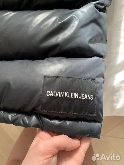 Calvin klein пуховик женский M