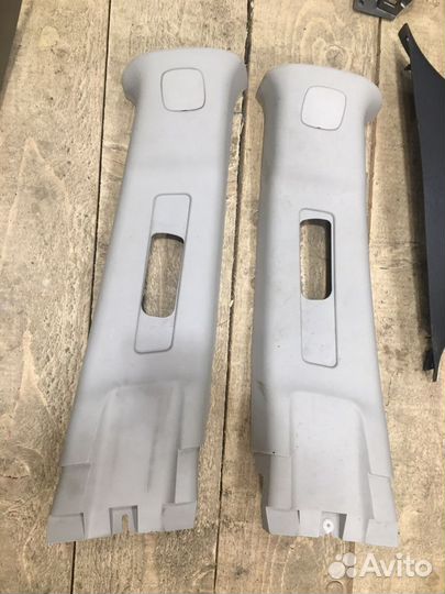 Обшивка стойки Subaru Impreza