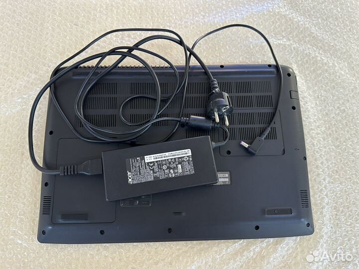 Ноутбук Acer aspire a715-71g