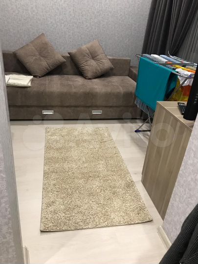 2-к. квартира, 43 м², 4/10 эт.