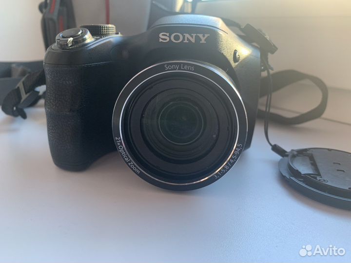 Фотоаппарат Sony DSC-H100