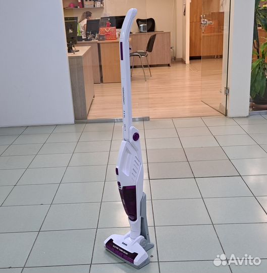 Вертикальный пылесос BBK BV2526