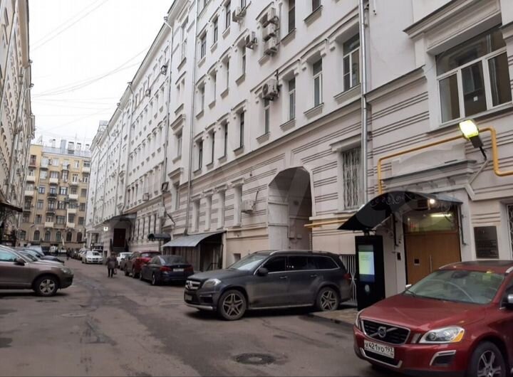 5-к. квартира, 192 м², 5/6 эт.