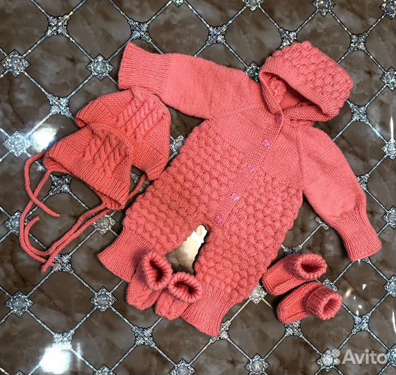Тёплый вязанный комплект