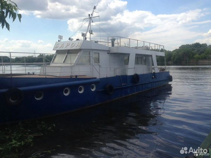 Моторная яхта 19 метров