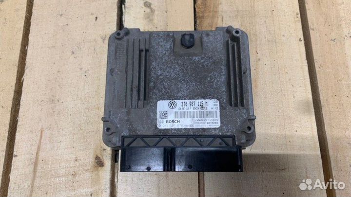 Блок управления двигателем Skoda Octavia A5 FL CDA