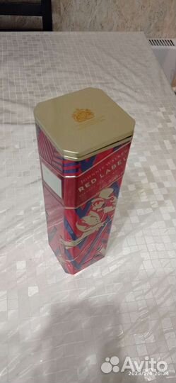 Жестяная банка от виски