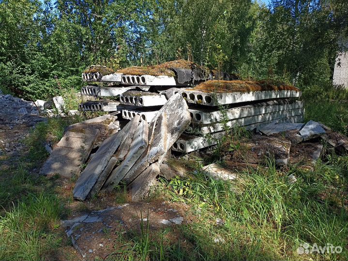 Кирпичный бой и плиты перекрытия бесплатно