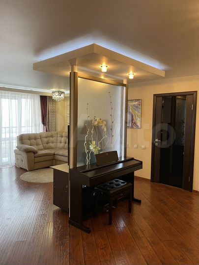 3-к. квартира, 91 м², 9/18 эт.