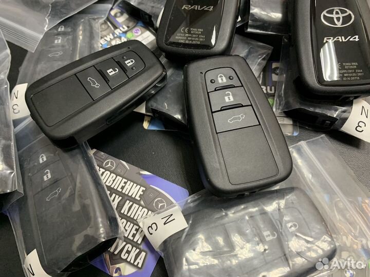 Ключ Тойота Рав 4 2018 + оригинал