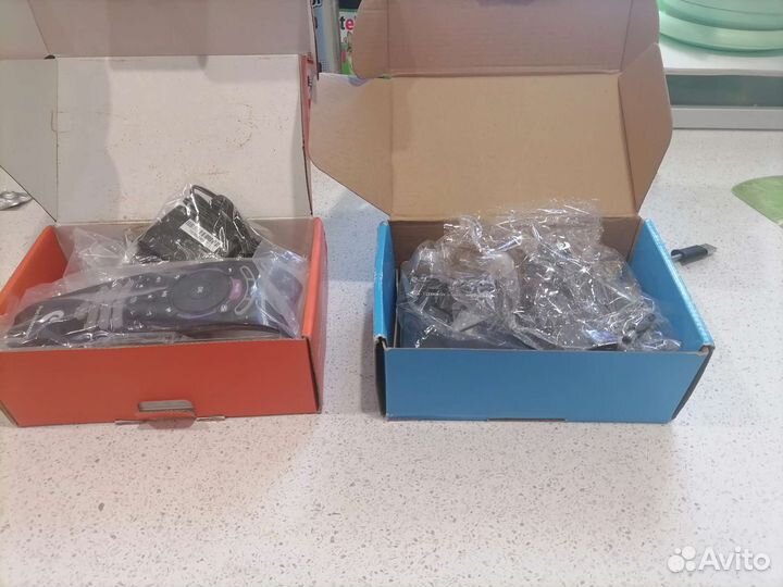 Тв приставка и роутер