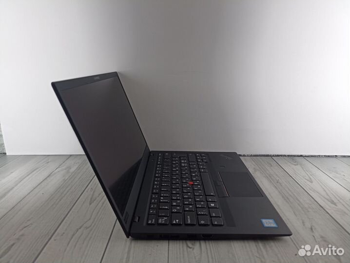 Ноутбук Lenovo ThinkPad X1 Carbon 6Gen