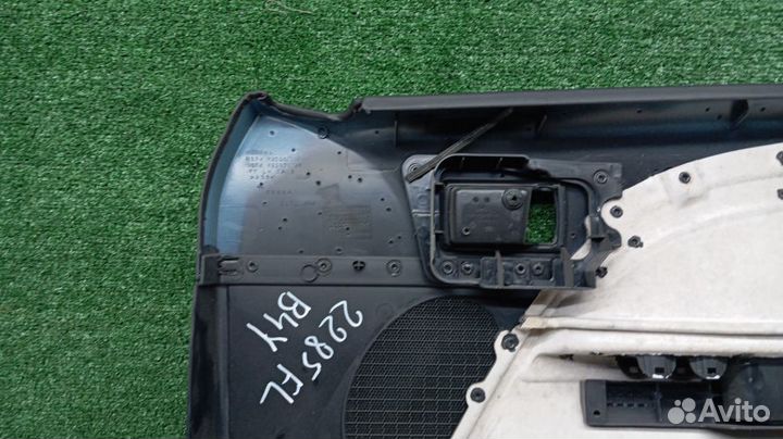 Обшивка дверей Ford Mondeo 3 Левая Передняя