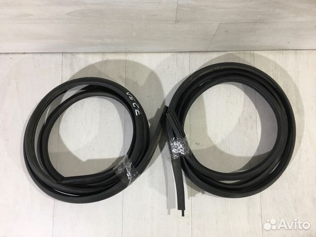 Уплотнитель проёма двери LADA xray 1.6 мт