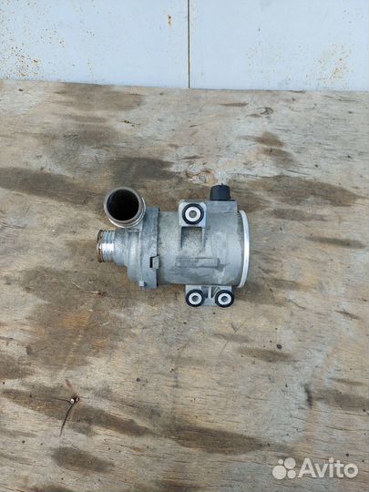 Водяной насос (помпа ) BMW F10 N20B20