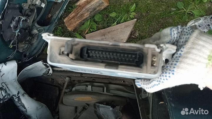 Блок управления двс Bmw 5 e34