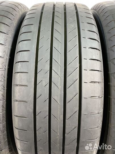 Bridgestone Alenza 001 215/60 R17 92V